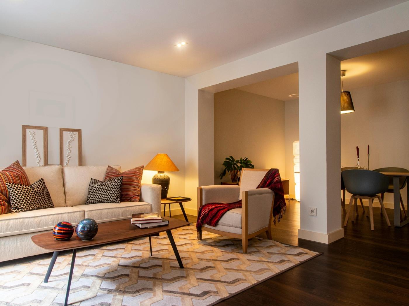 image Beautiful home for sale in the exclusive Salamanca district 0