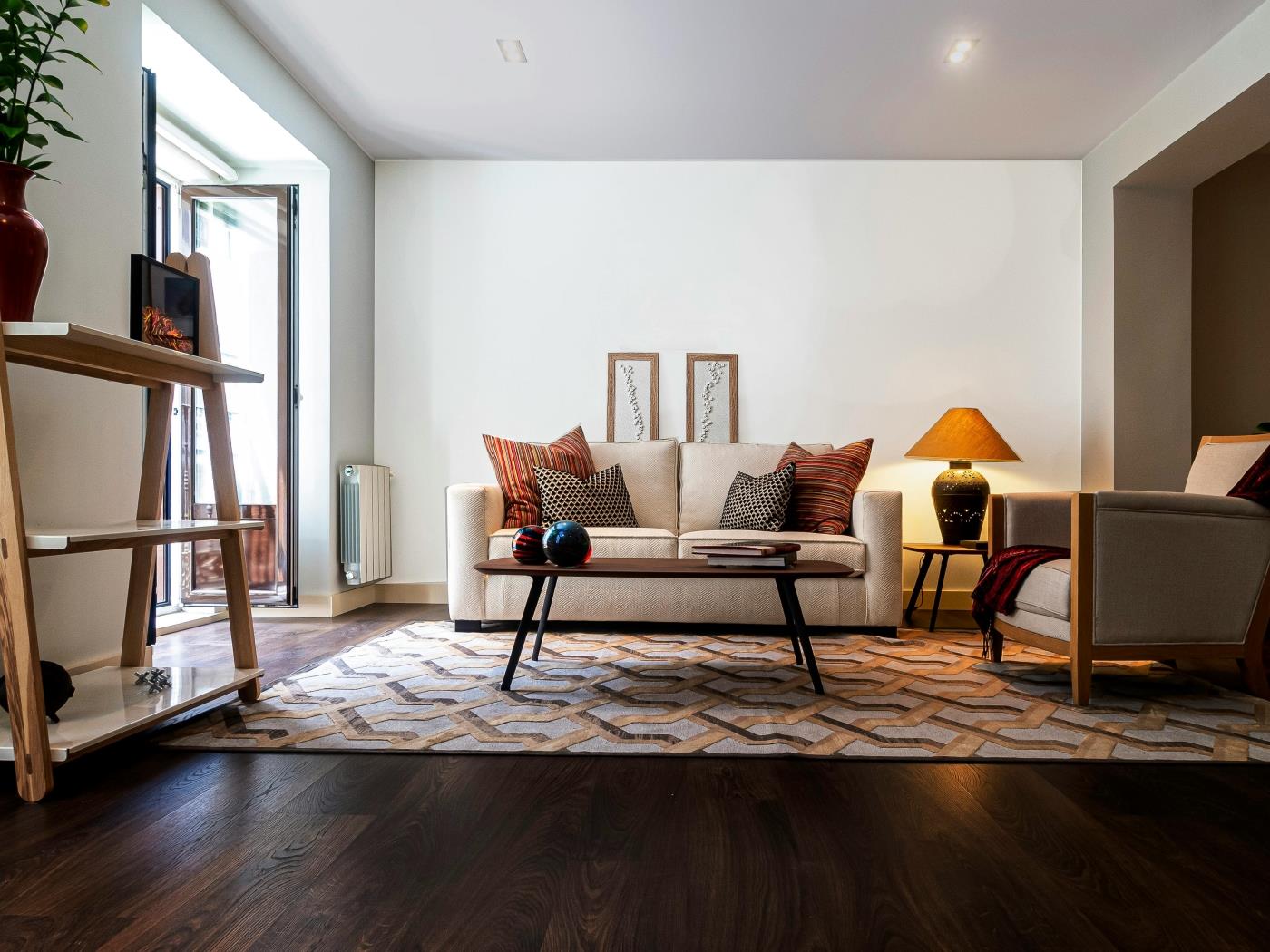 image Beautiful home for sale in the exclusive Salamanca district 1