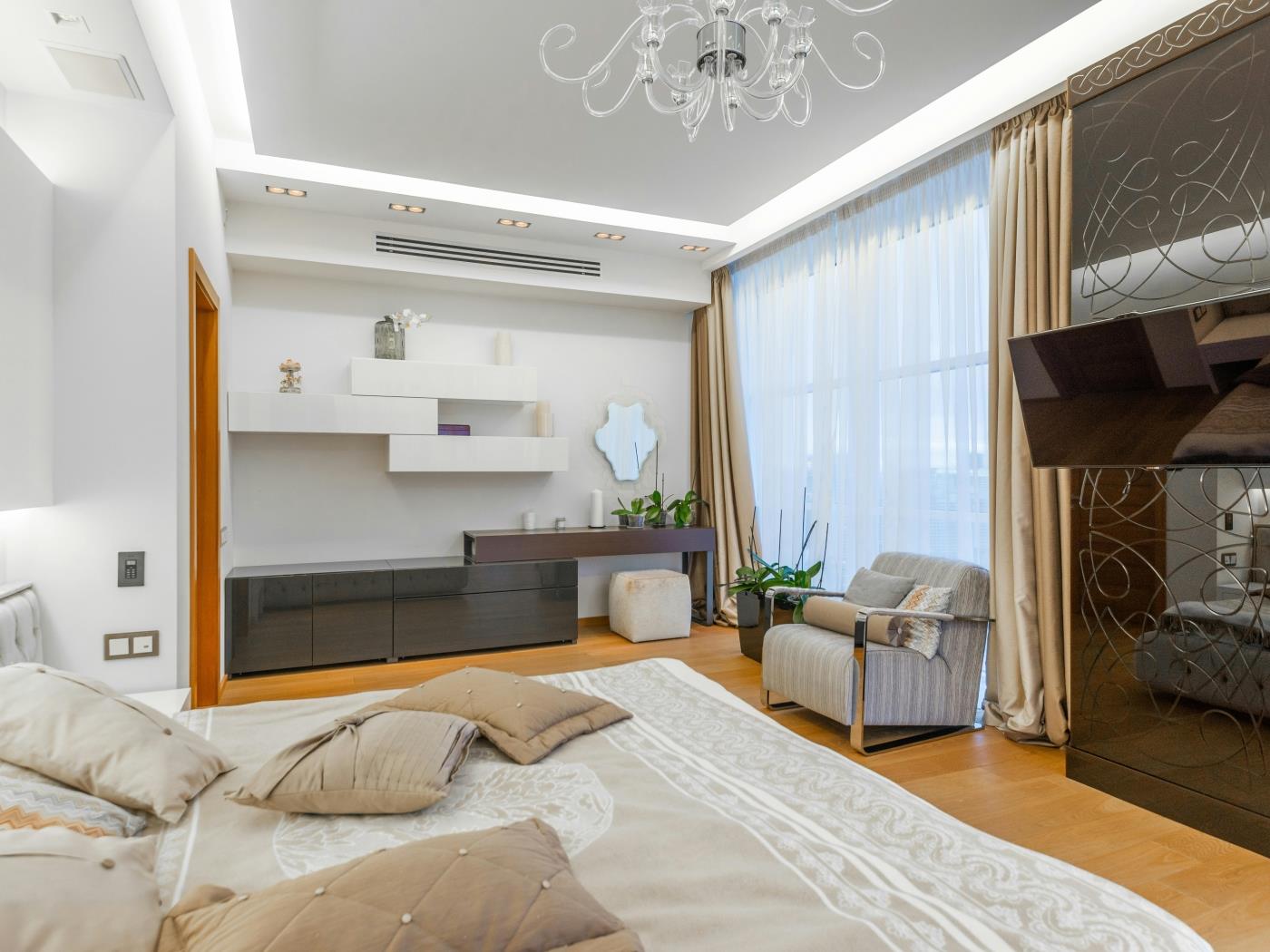 image Exclusive Apartment in the Heart of Paris 9